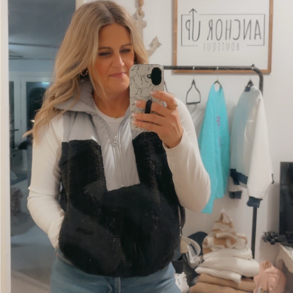 Womens Black & Light Gray Faux Fur Vest